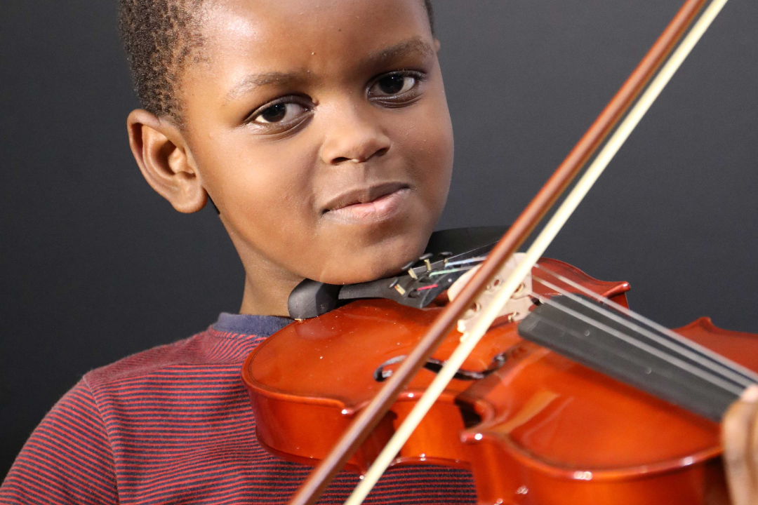 Violino - Aprenda violino na Escola Marts em Guarulhos